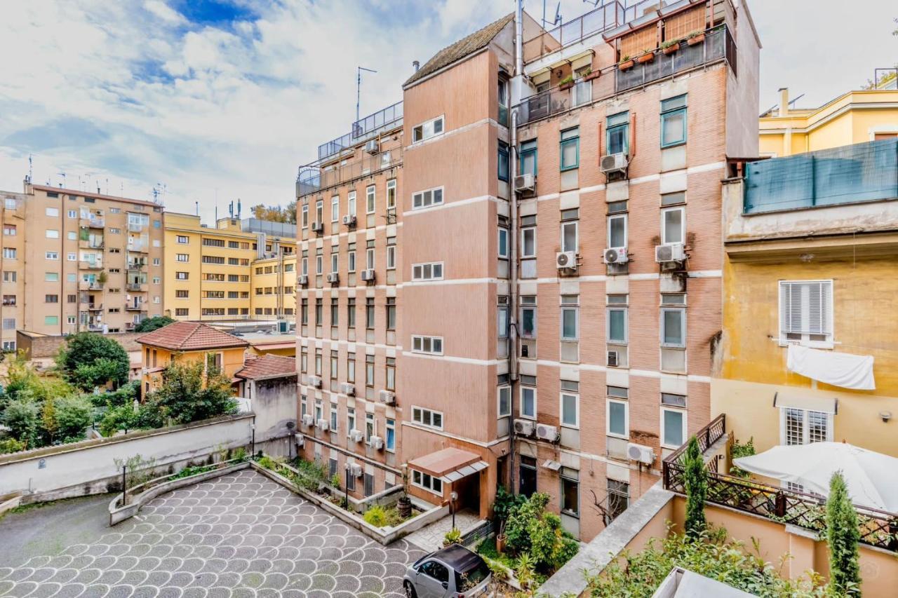B&B Trastevere 94 Rome Exterior photo